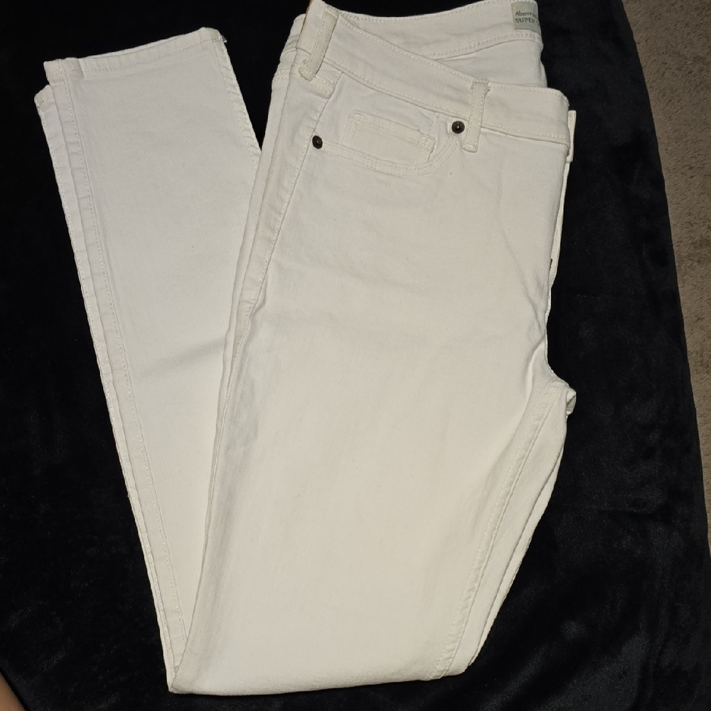 Abercrombie & Fitch Super Skinny White Jeans